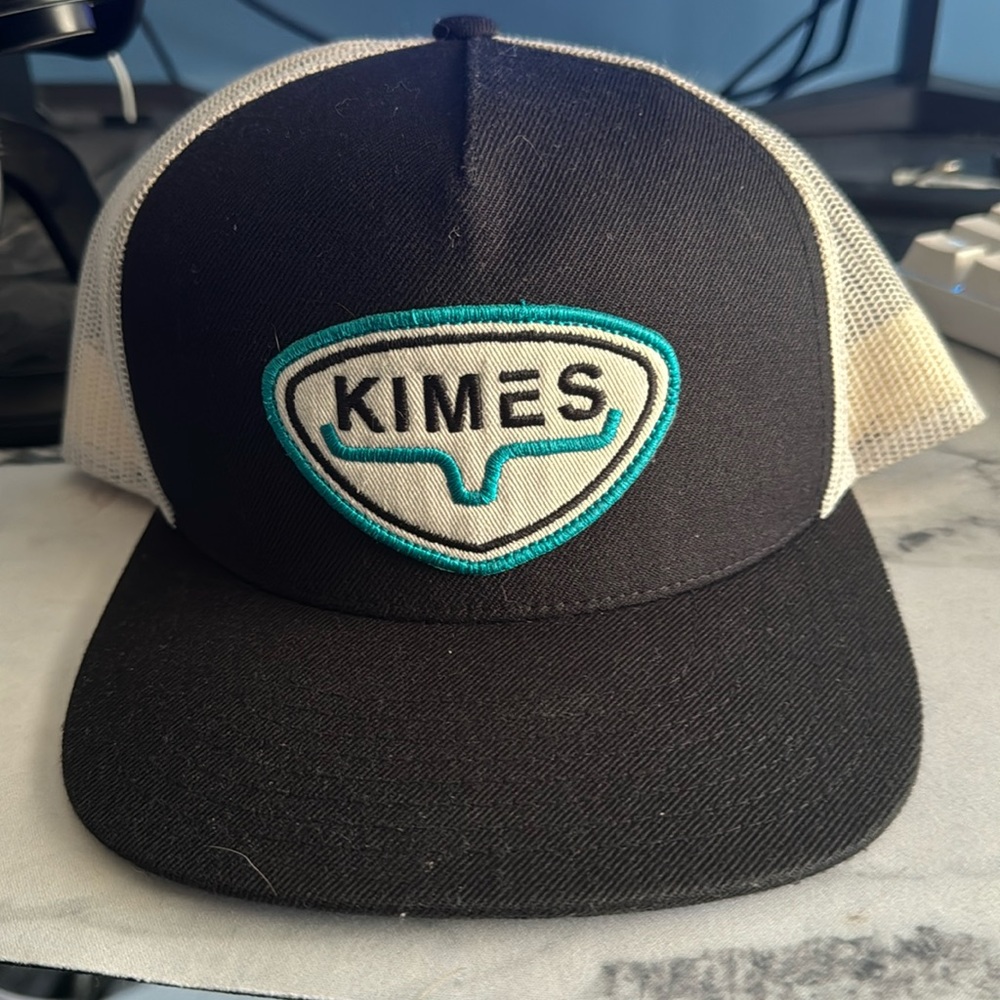 Kimes hat